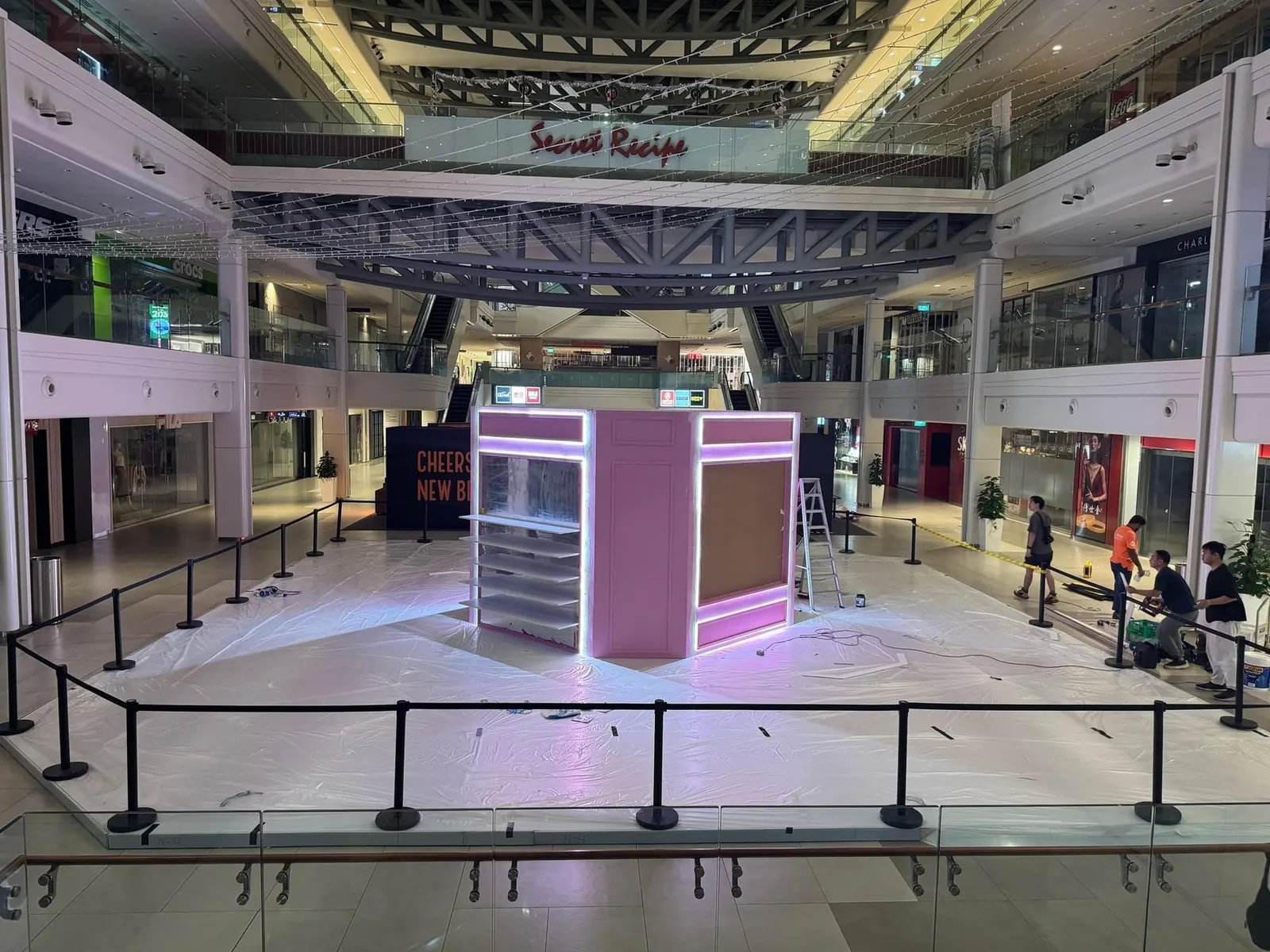 Topazette X Mikayla Pop-up Store @ Plaza Singapura - Topazette X Mikayla P Store 4