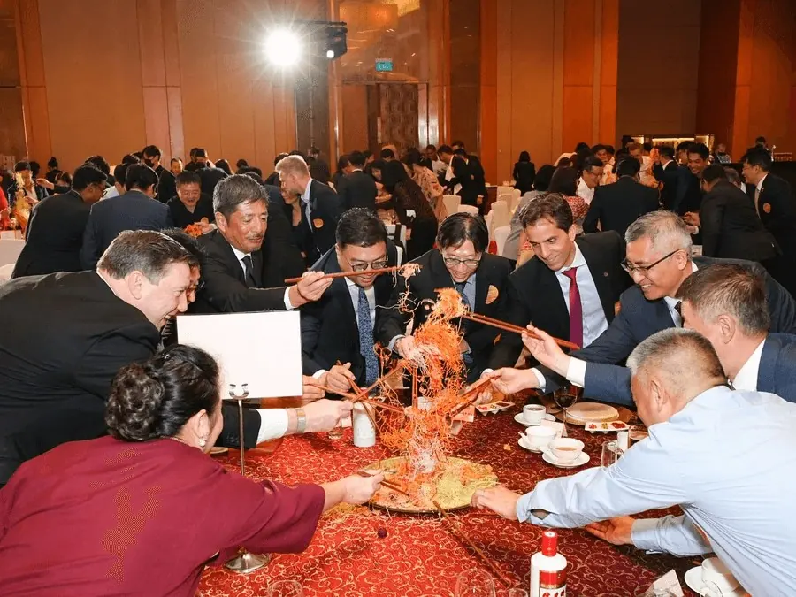 PCI Explore New Roads to Possibilities and Prosperity - 中石油-共建能源合作繁荣之路 6
