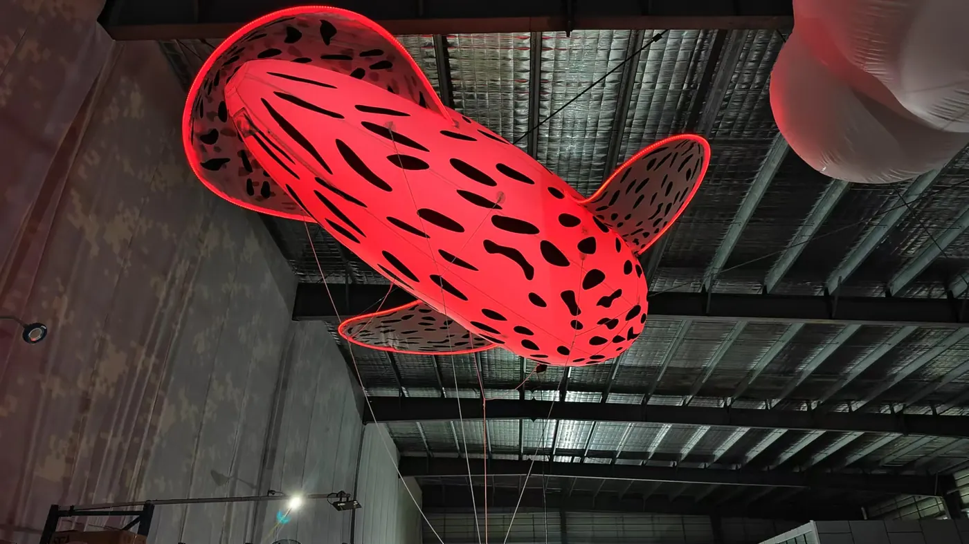 Factory LED red colour test on inflatable element