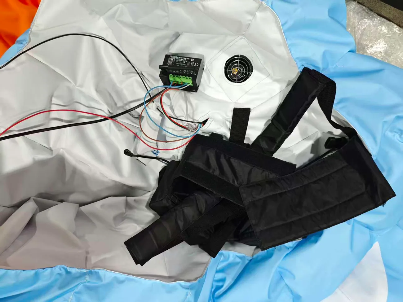 Internal harness and backpack system inside wearable inflatable character
