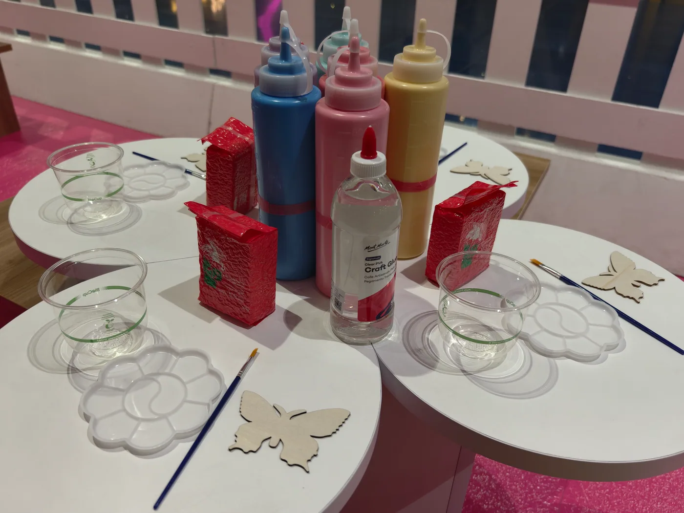 Songhe rice butterfly workshop materials prepared for children