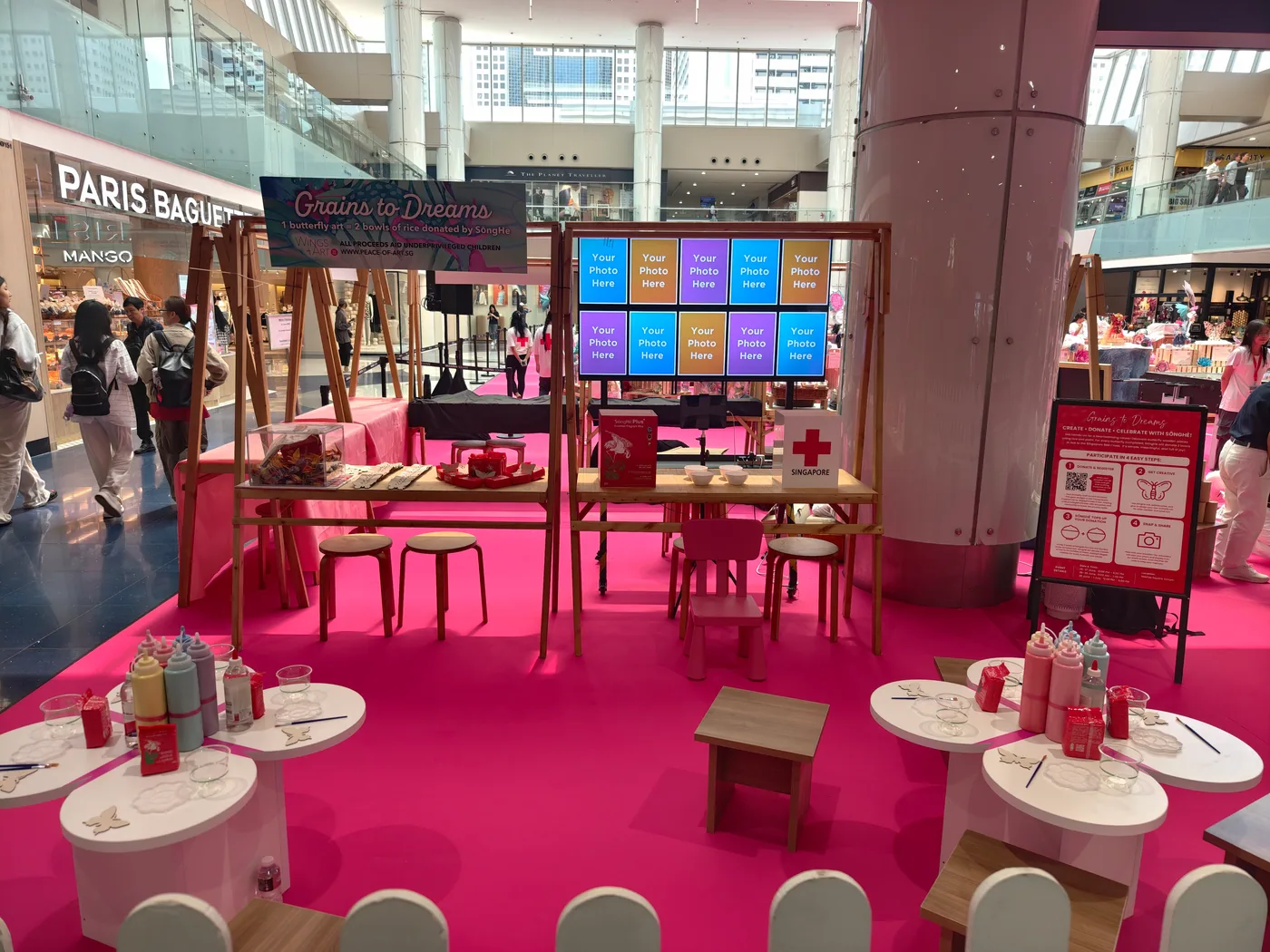 Songhe workshop setup inside the Wings of Art exhibition